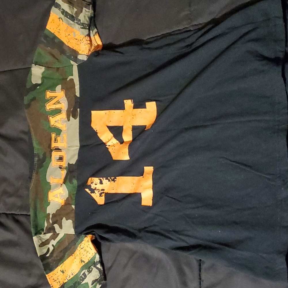 Concert Tee - Picture 3 of 3